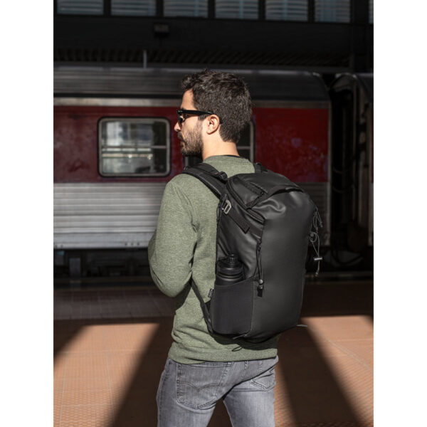 GJ92092 - MOCHILA HIKING 18 LITROS - Image 22